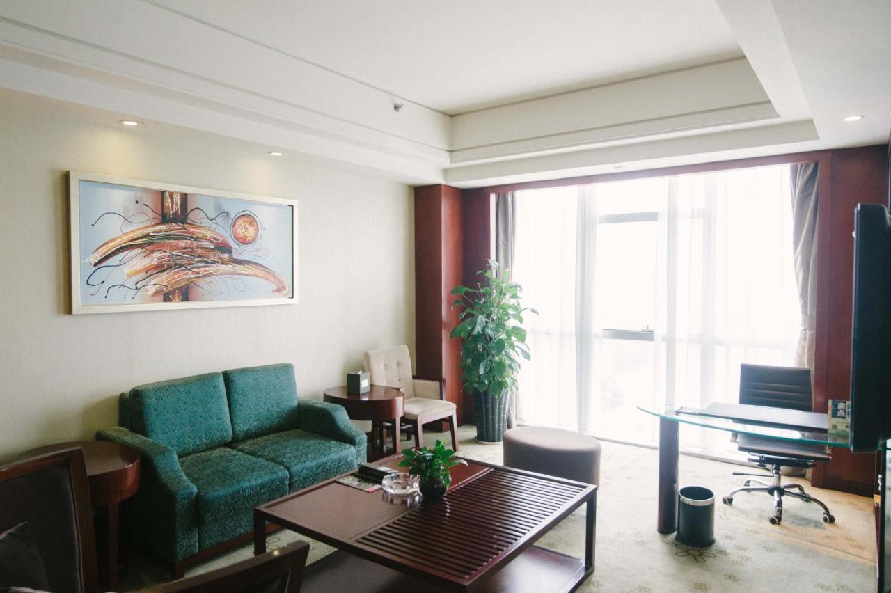 Haiwaihai Crown Hotel Ma'anshan Bagian luar foto
